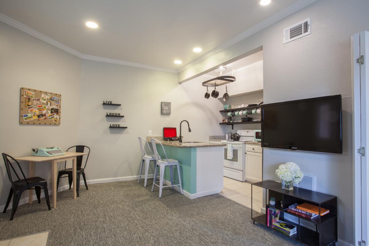 Cloverleaf Suites Baton Rouge Esterno foto