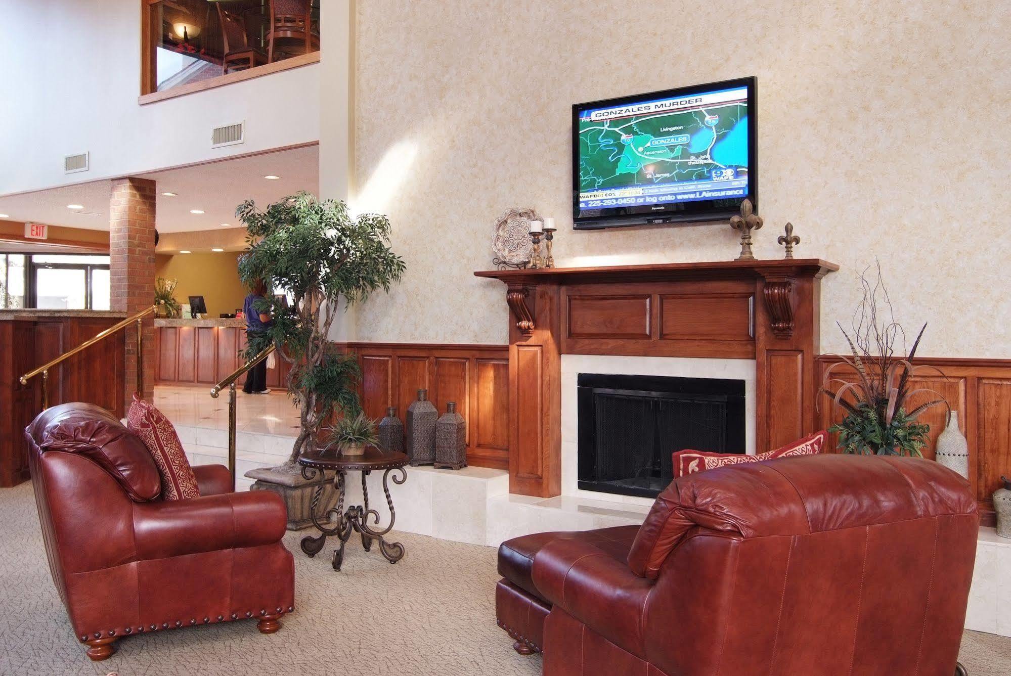 Cloverleaf Suites Baton Rouge Esterno foto