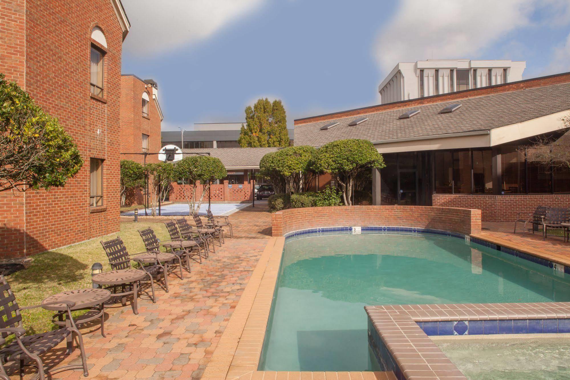 Cloverleaf Suites Baton Rouge Esterno foto