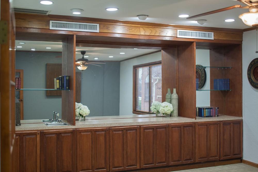 Cloverleaf Suites Baton Rouge Esterno foto